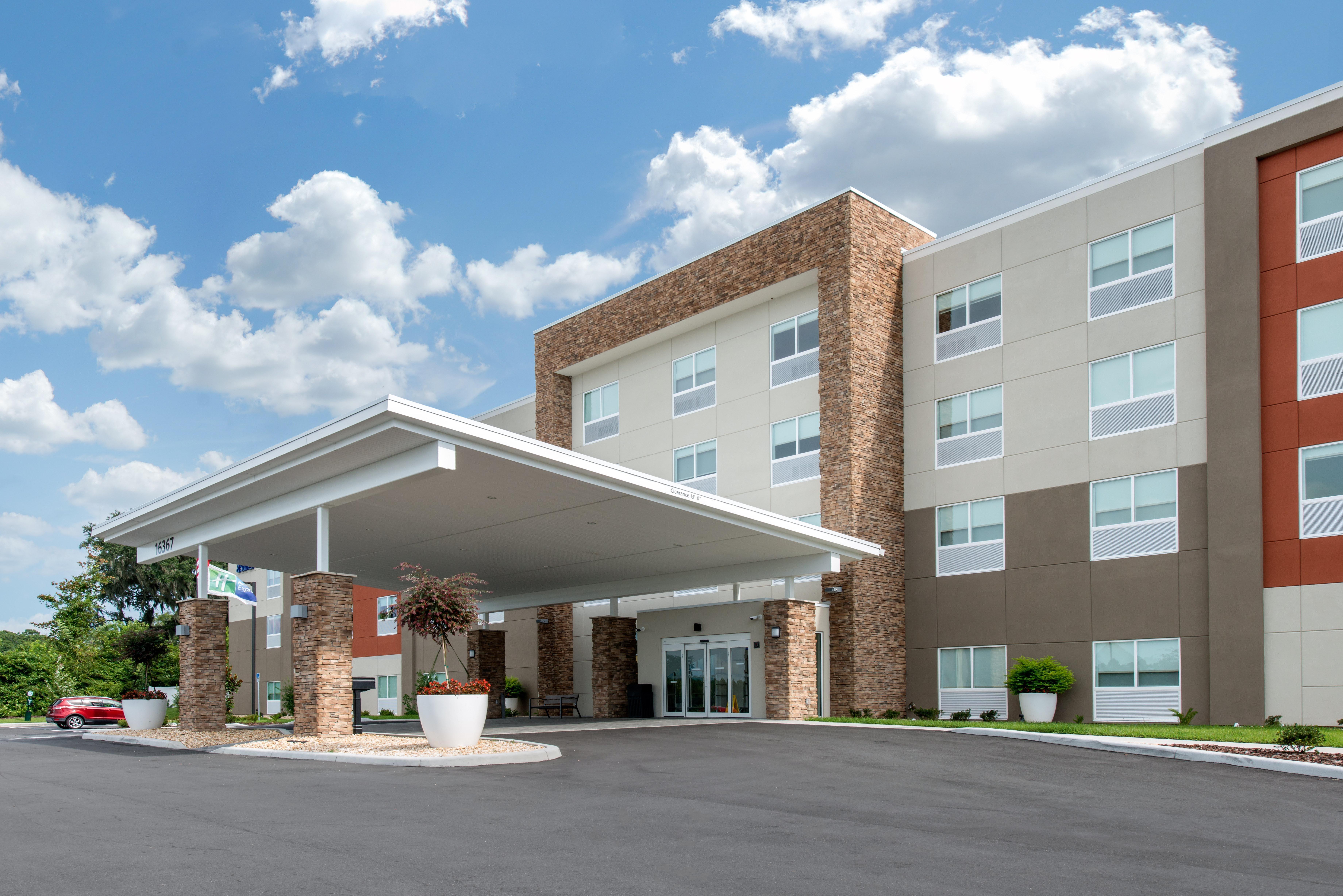 Holiday Express & - By Ihg 3* Ruskin