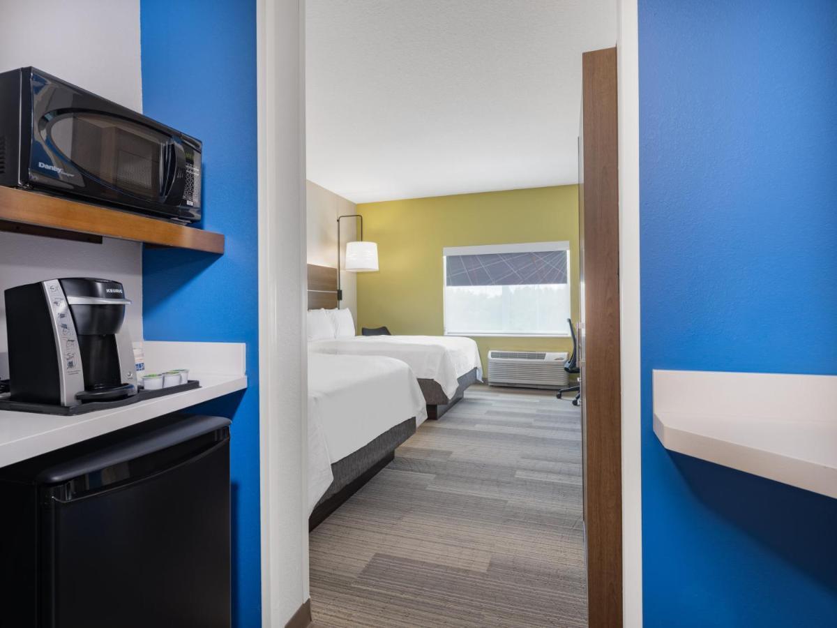 Hotel Holiday Express & - By Ihg 3*